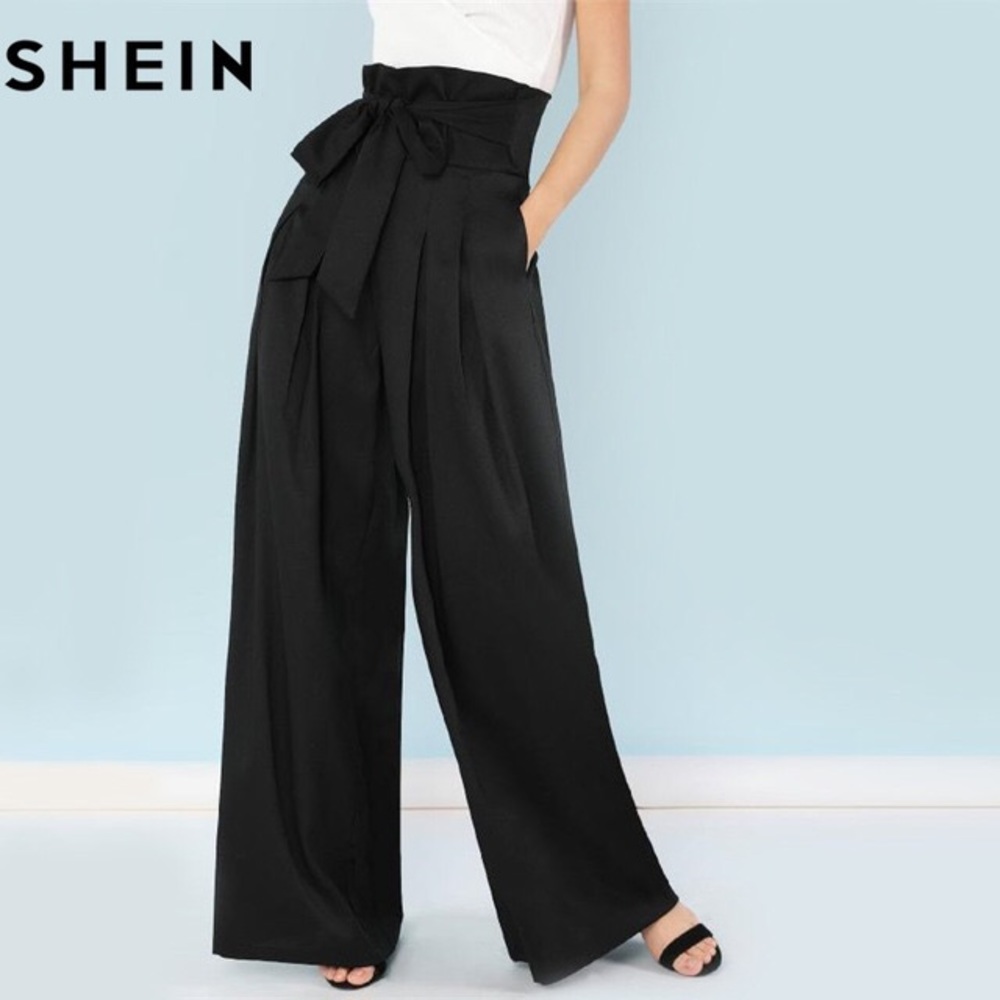 Black high waist wide leg pants. Shein. Size M.